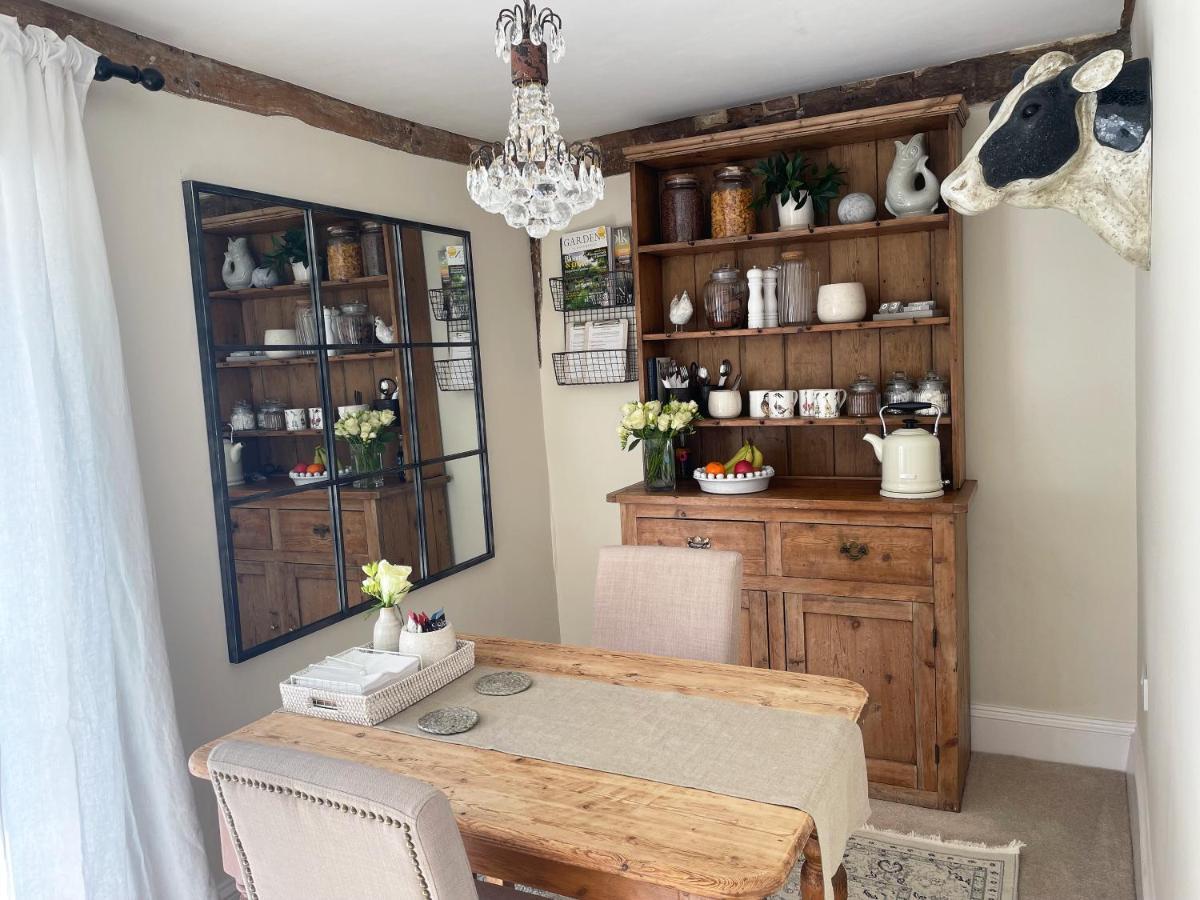 Church Farm Bed & Breakfast Thurlton Екстериор снимка